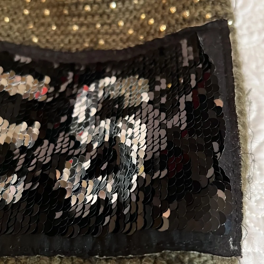 YES/NO sequin beanie‎ with pom pom